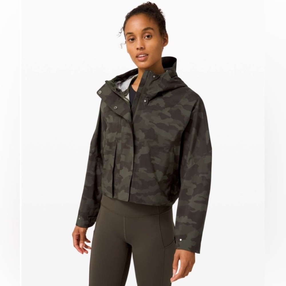 Lululemon Rain Chaser Camouflage Jacket